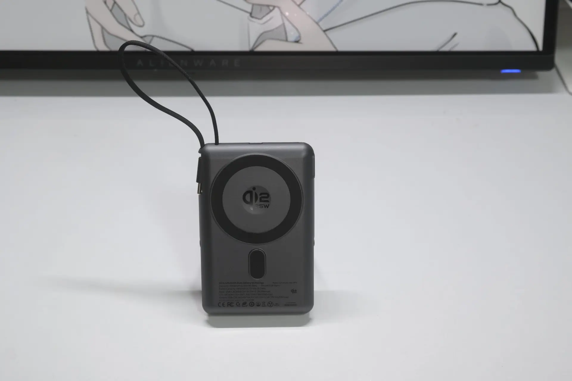 Satray 半固体電池モバイルバッテリー 本体正面